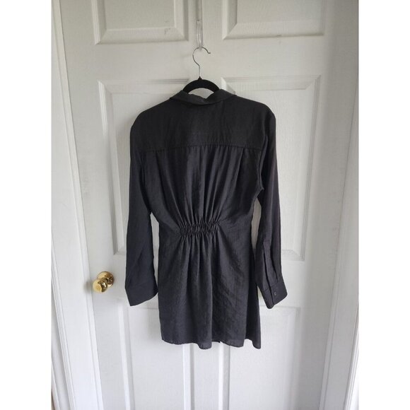 NWT. Zara Black Wrap Mini Dress with V-neckline. Size M - Picture 2 of 7